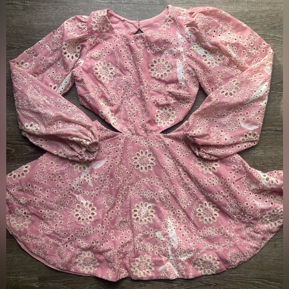 Bardot Dress Pink Floral with Eyelets Size Small